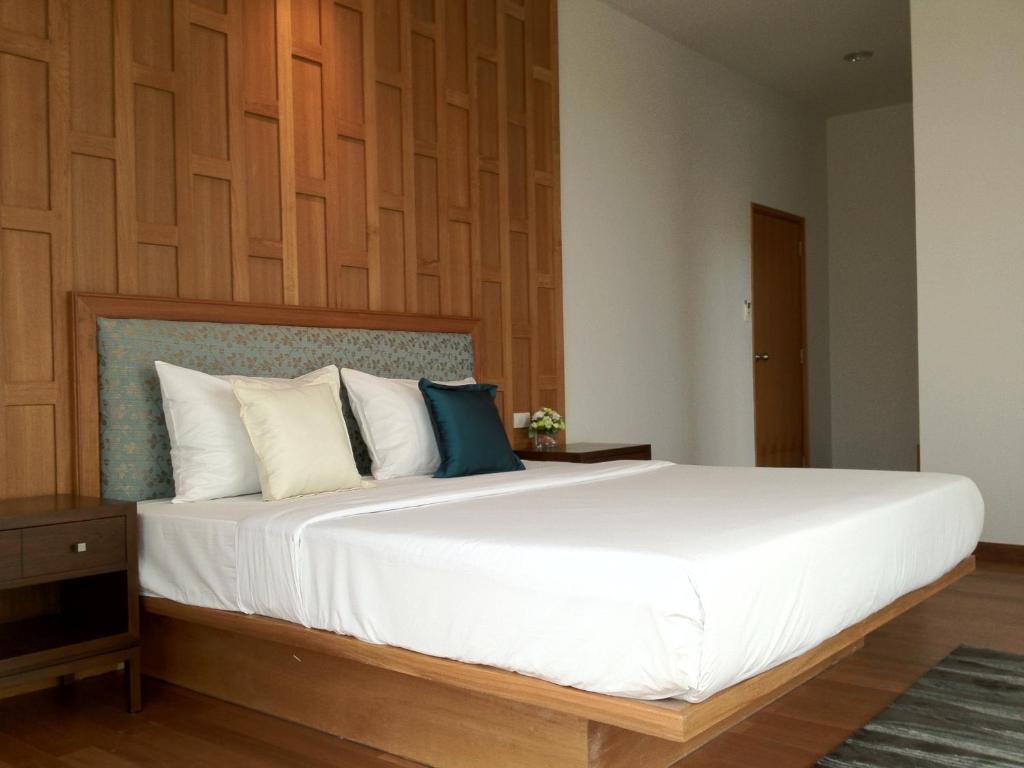 Baan Dinso Hostel@Ratchadamnoen Banguecoque Quarto foto