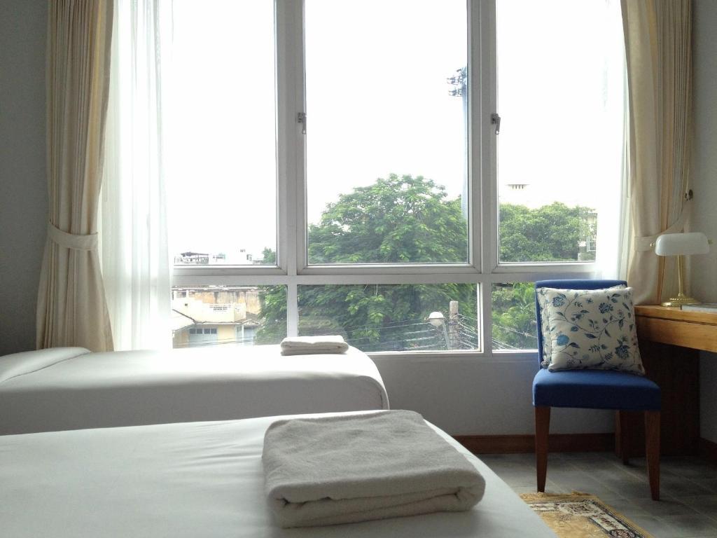 Baan Dinso Hostel@Ratchadamnoen Banguecoque Quarto foto
